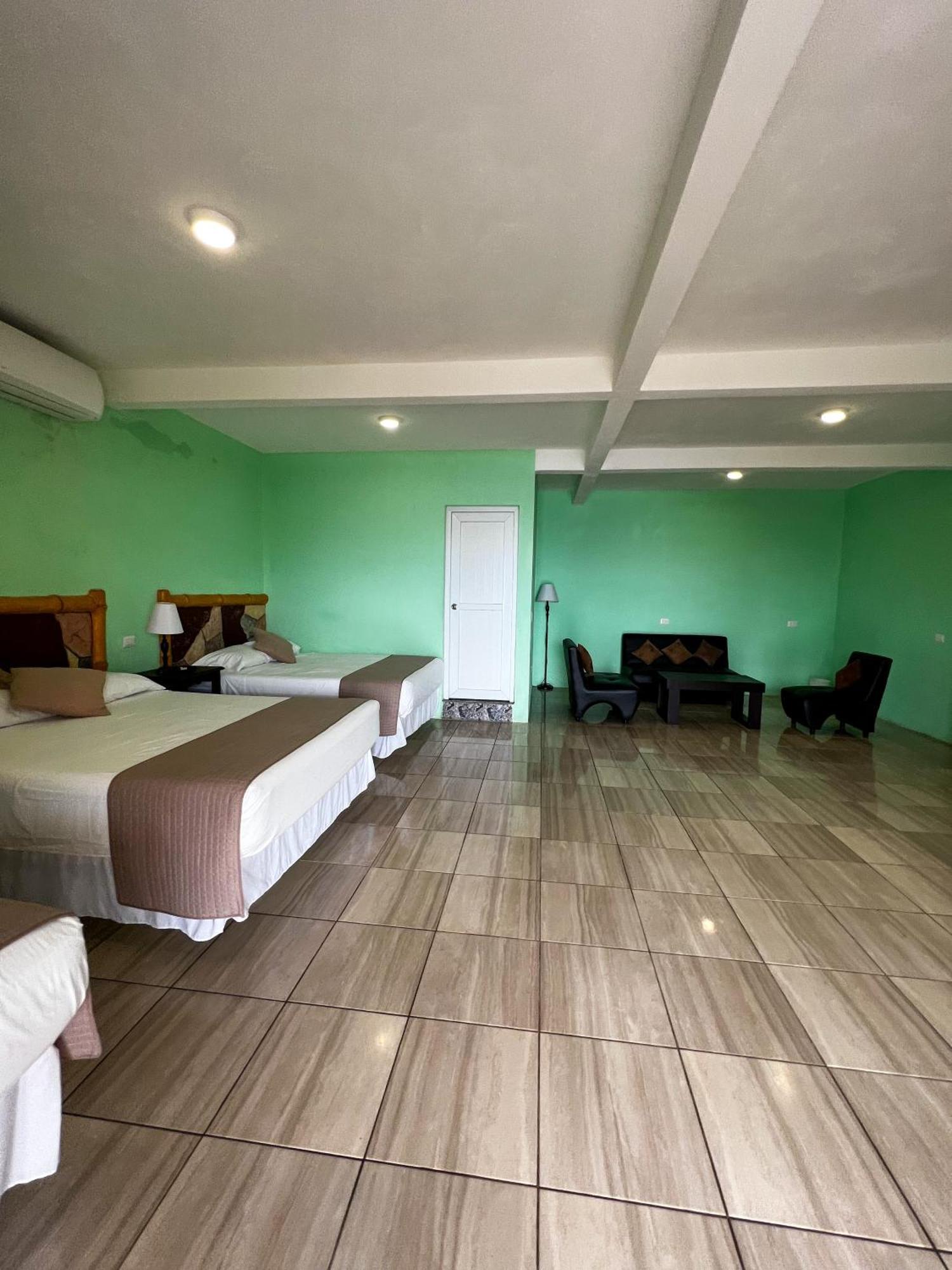 Hotel Pazifico En Monterrico Exterior foto